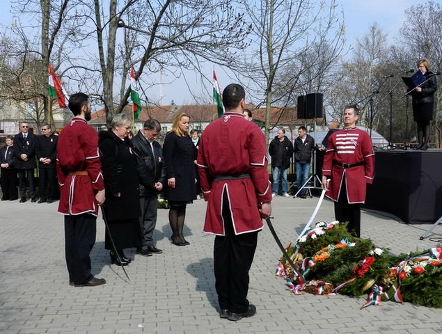 2017. március 15. 69